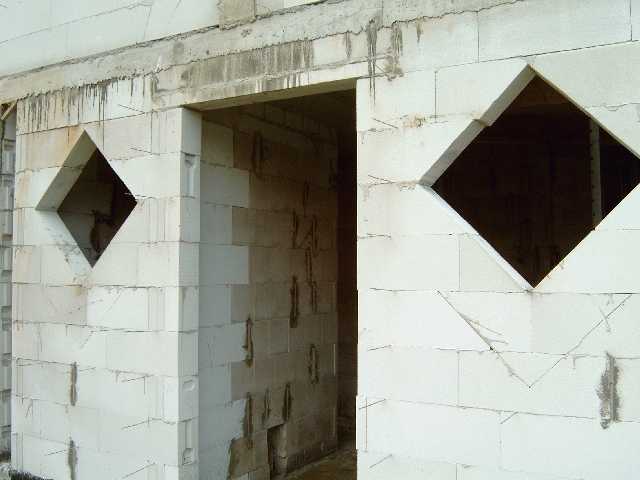 Eingangst&uuml;r/Rautenfenster